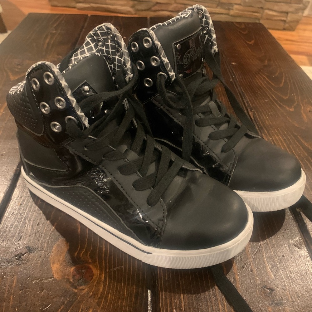 Pastry Pop Tart Grid dance sneakers Size 2
